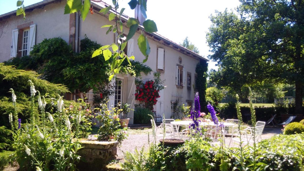 Le Prieure Hotel Aydoilles Bagian luar foto