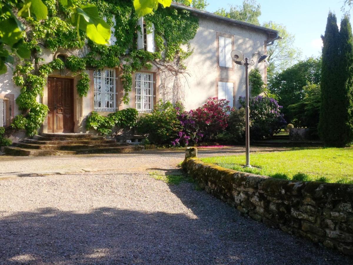 Le Prieure Hotel Aydoilles Bagian luar foto
