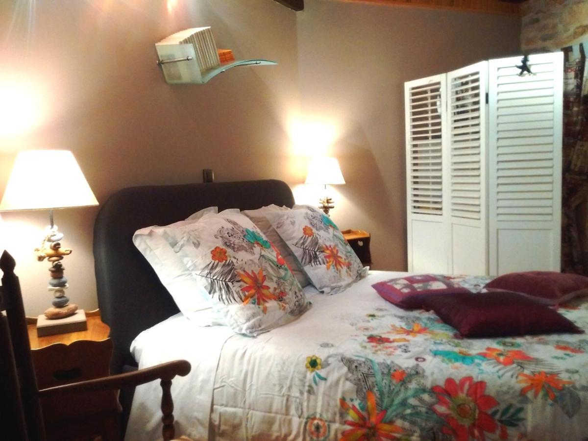 Le Prieure Hotel Aydoilles Bagian luar foto